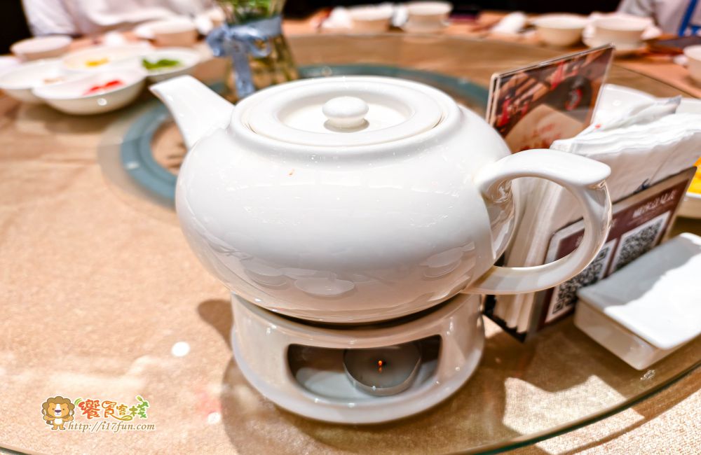 京悅軒中餐廳│高雄一鴨四吃!結合中式典雅與現代設計,提供舒適空間與多層次精緻料理,讓每一次用餐都是視覺與味覺的雙重享受 - 第21張圖