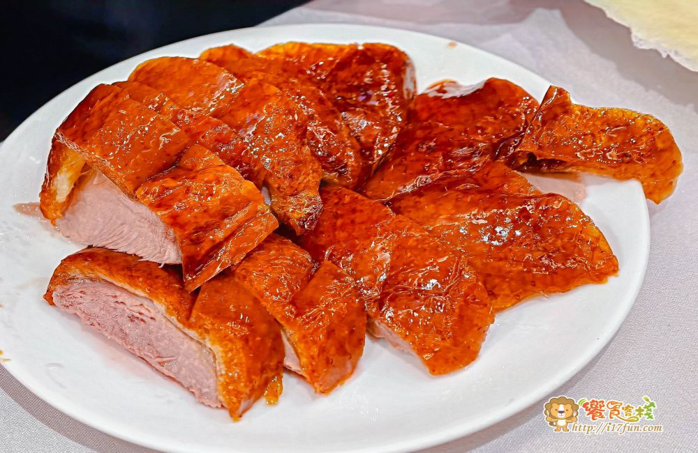 京悅軒中餐廳│高雄一鴨四吃!結合中式典雅與現代設計,提供舒適空間與多層次精緻料理,讓每一次用餐都是視覺與味覺的雙重享受 - 第24張圖