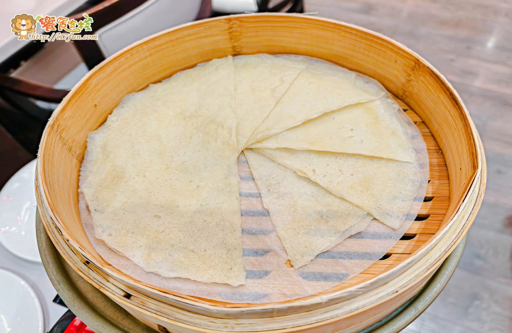 京悅軒中餐廳│高雄一鴨四吃!結合中式典雅與現代設計,提供舒適空間與多層次精緻料理,讓每一次用餐都是視覺與味覺的雙重享受 - 第26張圖