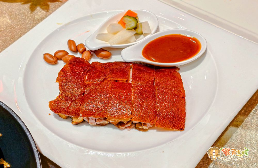 京悅軒中餐廳│高雄一鴨四吃!結合中式典雅與現代設計,提供舒適空間與多層次精緻料理,讓每一次用餐都是視覺與味覺的雙重享受 - 第32張圖