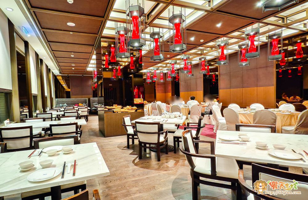 京悅軒中餐廳│高雄一鴨四吃!結合中式典雅與現代設計,提供舒適空間與多層次精緻料理,讓每一次用餐都是視覺與味覺的雙重享受 - 第6張圖