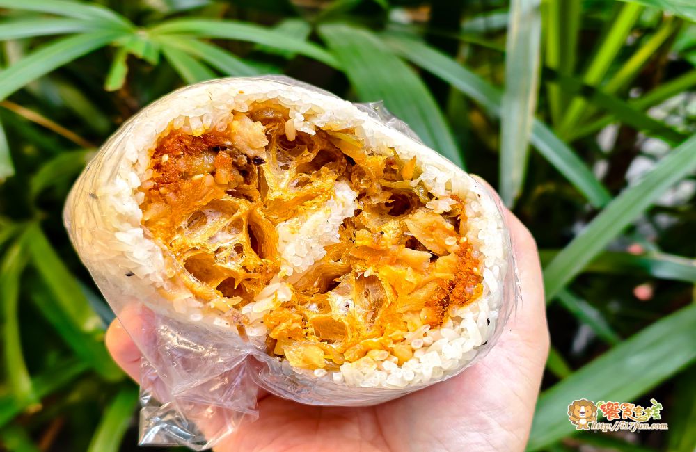 阿花姨鹹蛋飯糰│高雄30年老店!用傳統滋味喚醒最真實的早餐記憶,簡單卻藏不住的人氣魅力 - 第8張圖