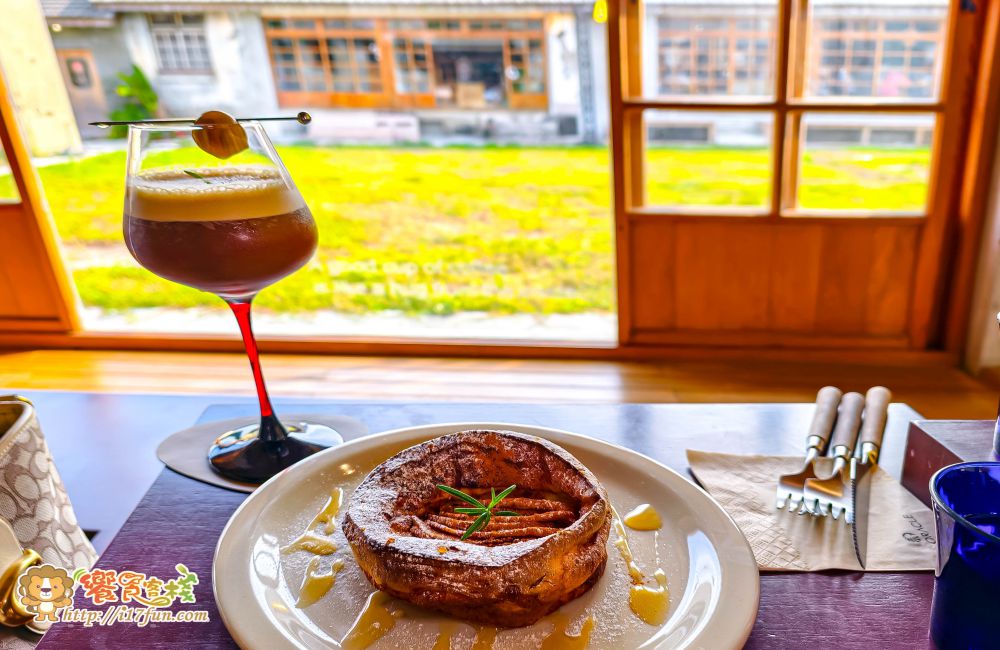 神諭咖啡│高雄超人氣咖啡廳!低調藏身在眷村老宅巷弄之中,保有老宅靈魂,在光與木質間品味慢生活 - 第27張圖