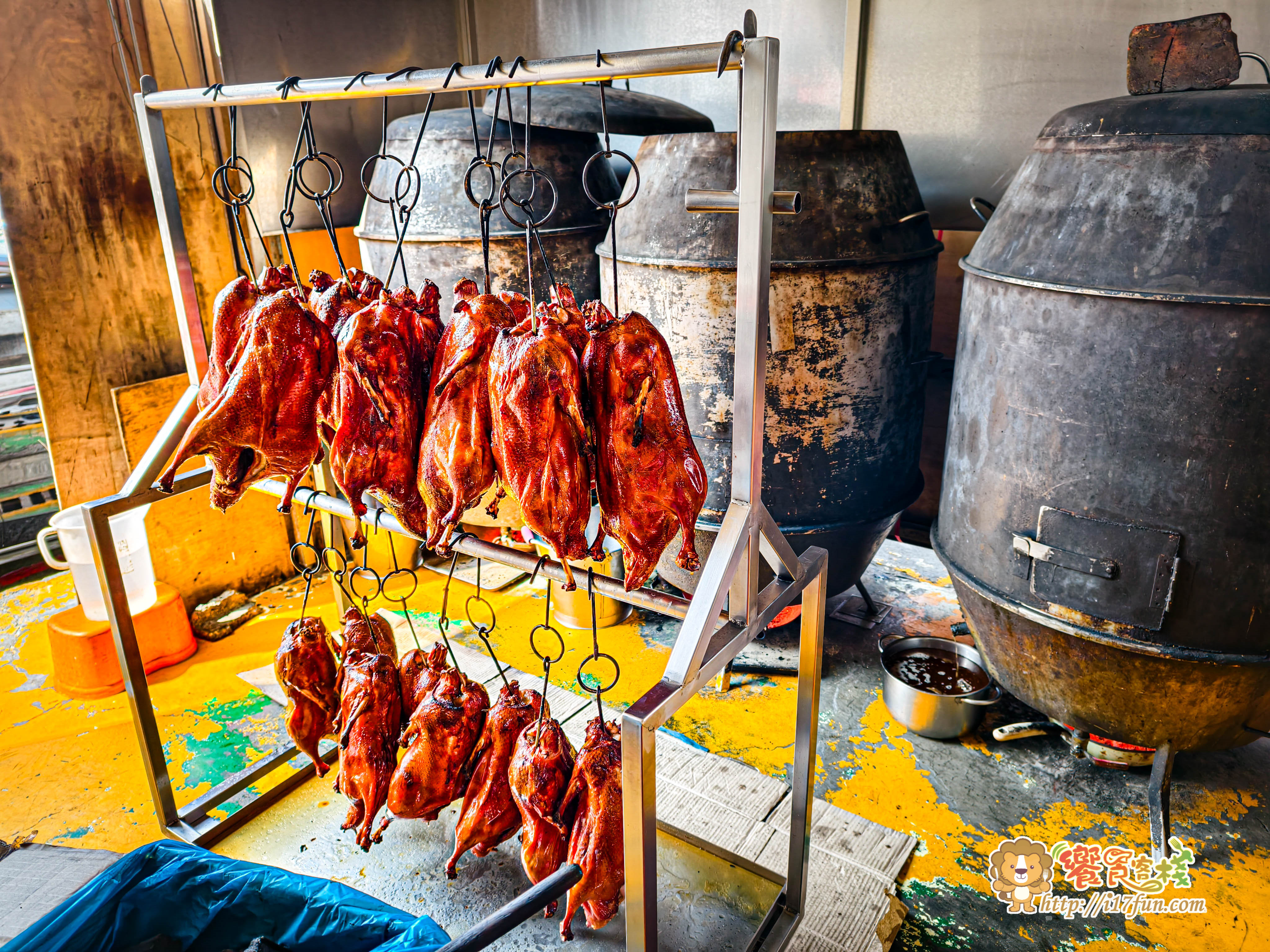 八德烤鴨│高雄老字號北平烤鴨,木炭慢火烤製金黃酥脆,一鴨多吃吃法滿足味蕾,建議預約取鴨不必大排長龍久侯 - 第4張圖