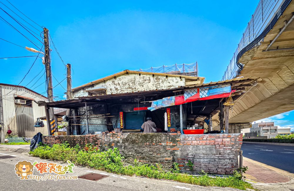 阿花姐肉粽│高雄在地人激推的隱藏版肉粽！沒有招牌低調藏在民宅中，已飄香超過40年，一顆只要25元的佛心價，熟客口耳相傳的傳奇