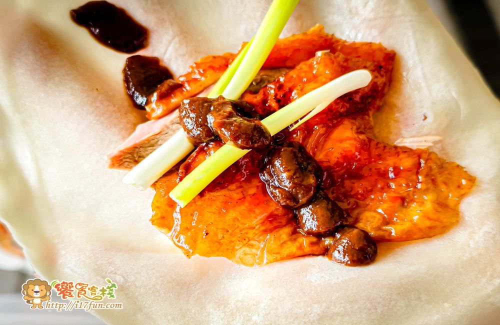 佳東北平烤鴨│高雄老字號!飄香超過20年,炭火烤鴨外酥內嫩、鹹酥鴨扎實不柴、炒骨鹹甜涮嘴~ - 第18張圖 佳東北平烤鴨│高雄老字號!飄香超過20年,炭火烤鴨外酥內嫩、鹹酥鴨扎實不柴、炒骨鹹甜涮嘴~