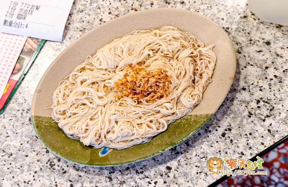 霸味薑母鴨 – 民生旗艦店 │高雄人氣最旺的薑母鴨店!冷天就想來這一味,清甜派薑母鴨搭配炭火陶甕,香氣層層堆疊,越喝越順口的暖身首選 - 第15張圖 霸味薑母鴨 – 民生旗艦店 │高雄人氣最旺的薑母鴨店!冷天就想來這一味,清甜派薑母鴨搭配炭火陶甕,香氣層層堆疊,越喝越順口的暖身首選