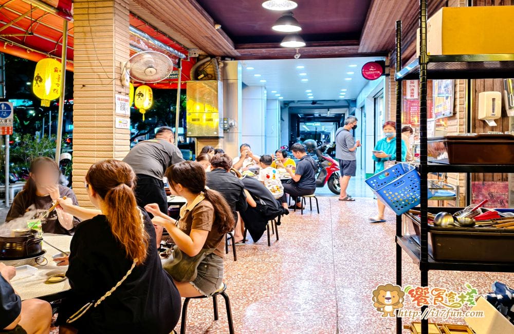 霸味薑母鴨 – 民生旗艦店 │高雄人氣最旺的薑母鴨店!冷天就想來這一味,清甜派薑母鴨搭配炭火陶甕,香氣層層堆疊,越喝越順口的暖身首選 - 第6張圖 霸味薑母鴨 – 民生旗艦店 │高雄人氣最旺的薑母鴨店!冷天就想來這一味,清甜派薑母鴨搭配炭火陶甕,香氣層層堆疊,越喝越順口的暖身首選