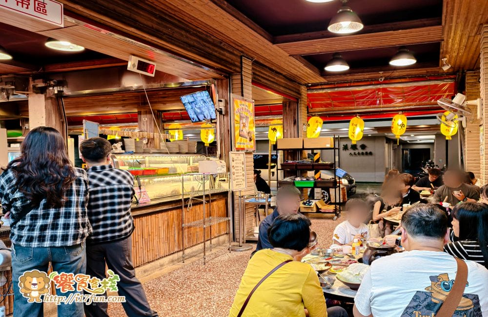 霸味薑母鴨 – 民生旗艦店 │高雄人氣最旺的薑母鴨店！冷天就想來這一味，清甜派薑母鴨搭配炭火陶甕，香氣層層堆疊，越喝越順口的暖身首選