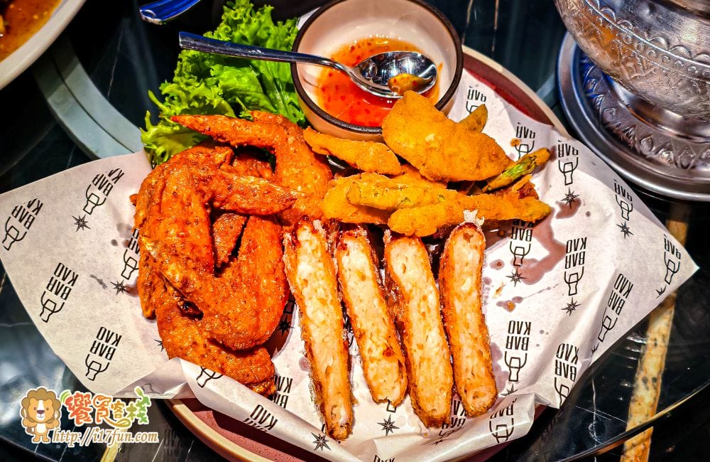 BAR KAO泰式餐酒館│高雄夜景新打卡地！27樓高空泰式餐酒館，微醺調酒與南洋風味料理，視覺味覺一次滿足