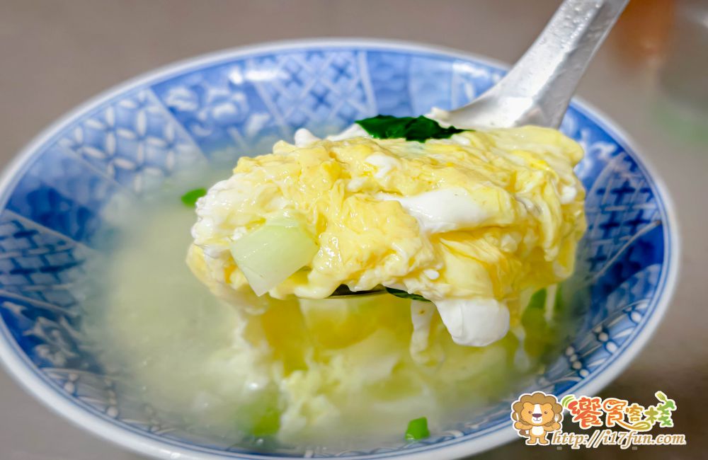 前鎮老店QQ麵│高雄巷弄間低調經營35年的古早味麵店!不用畫單全靠記憶,每到用餐尖峰時段人潮滿滿滿~ - 第12張圖 前鎮老店QQ麵│高雄巷弄間低調經營35年的古早味麵店!不用畫單全靠記憶,每到用餐尖峰時段人潮滿滿滿~