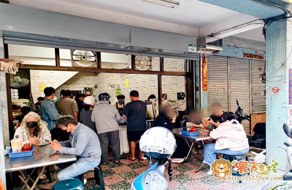 前鎮老店QQ麵│高雄巷弄間低調經營35年的古早味麵店!不用畫單全靠記憶,每到用餐尖峰時段人潮滿滿滿~ - 第4張圖 前鎮老店QQ麵│高雄巷弄間低調經營35年的古早味麵店!不用畫單全靠記憶,每到用餐尖峰時段人潮滿滿滿~