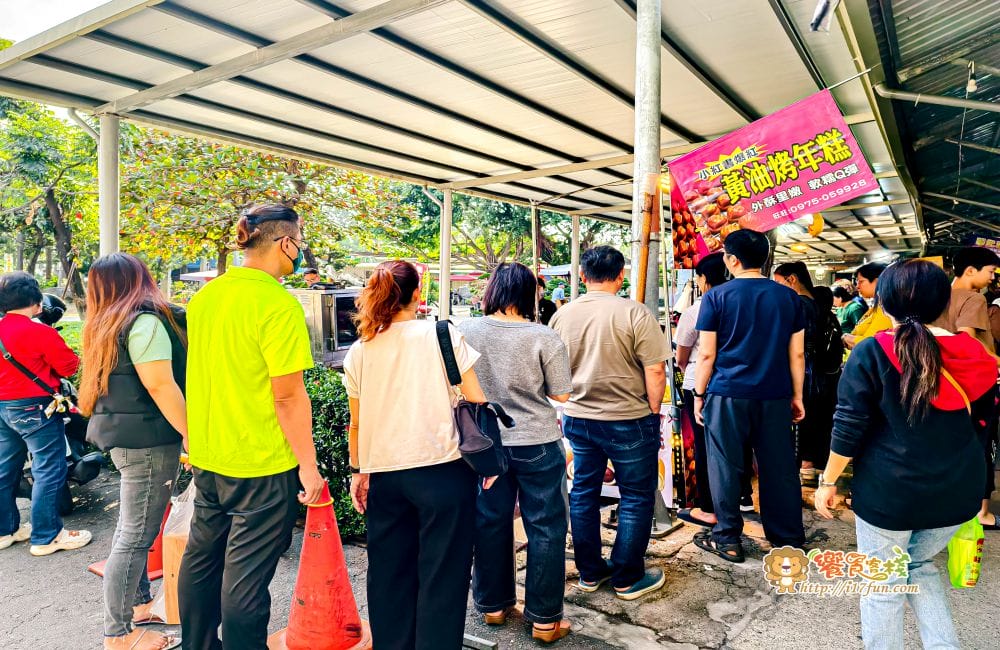 黃油烤年糕│2025年小紅書爆紅甜點！僅用黃油、牛奶與獨家調粉現場烤製，每顆外酥內軟、香氣濃郁，一口接一口停不下來