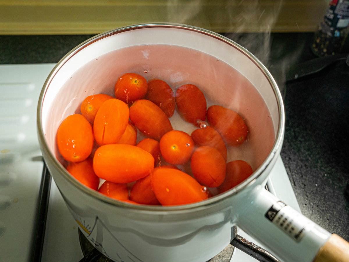 檸檬雪碧漬蕃茄食譜│超簡單！手殘也會做，炎炎夏日最棒的冰箱常備菜，冰涼開胃又解膩