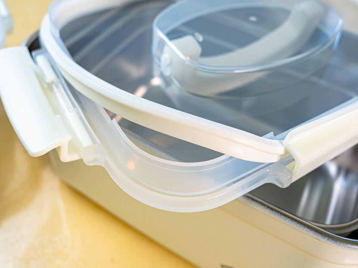 DECO HOME 珍珠貝殼陶瓷烤漆密封盒│來自韓國品牌!304不鏽鋼搭配貝殼白烤漆,可放烤箱、可直火,共有5種尺寸 - 第5張圖 DECO HOME 珍珠貝殼陶瓷烤漆密封盒│來自韓國品牌!304不鏽鋼搭配貝殼白烤漆,可放烤箱、可直火,共有5種尺寸