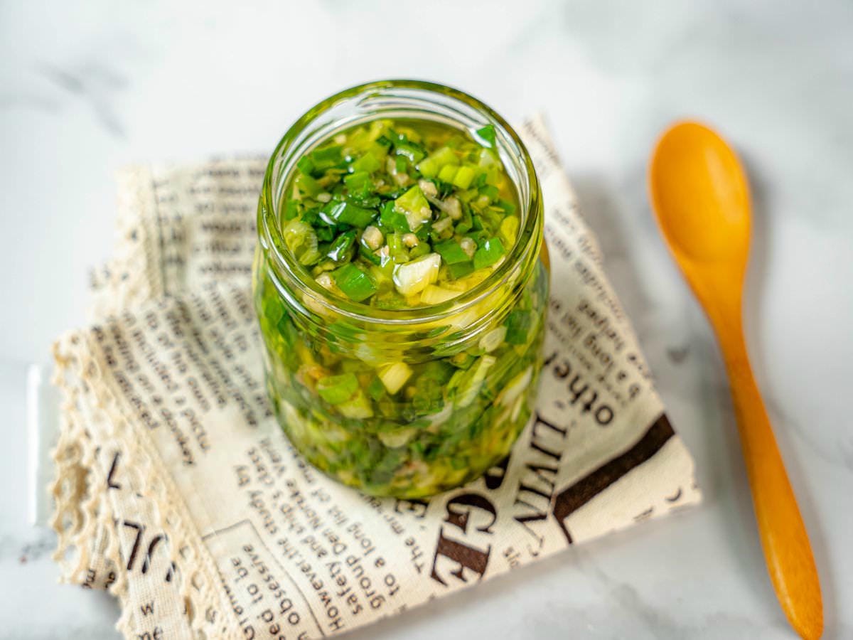 蔥薑醬食譜│自製好簡單，輕鬆0廚藝，5分鐘就完成，是冰箱必備萬用醬，拌飯、拌麵、搭肉都對味