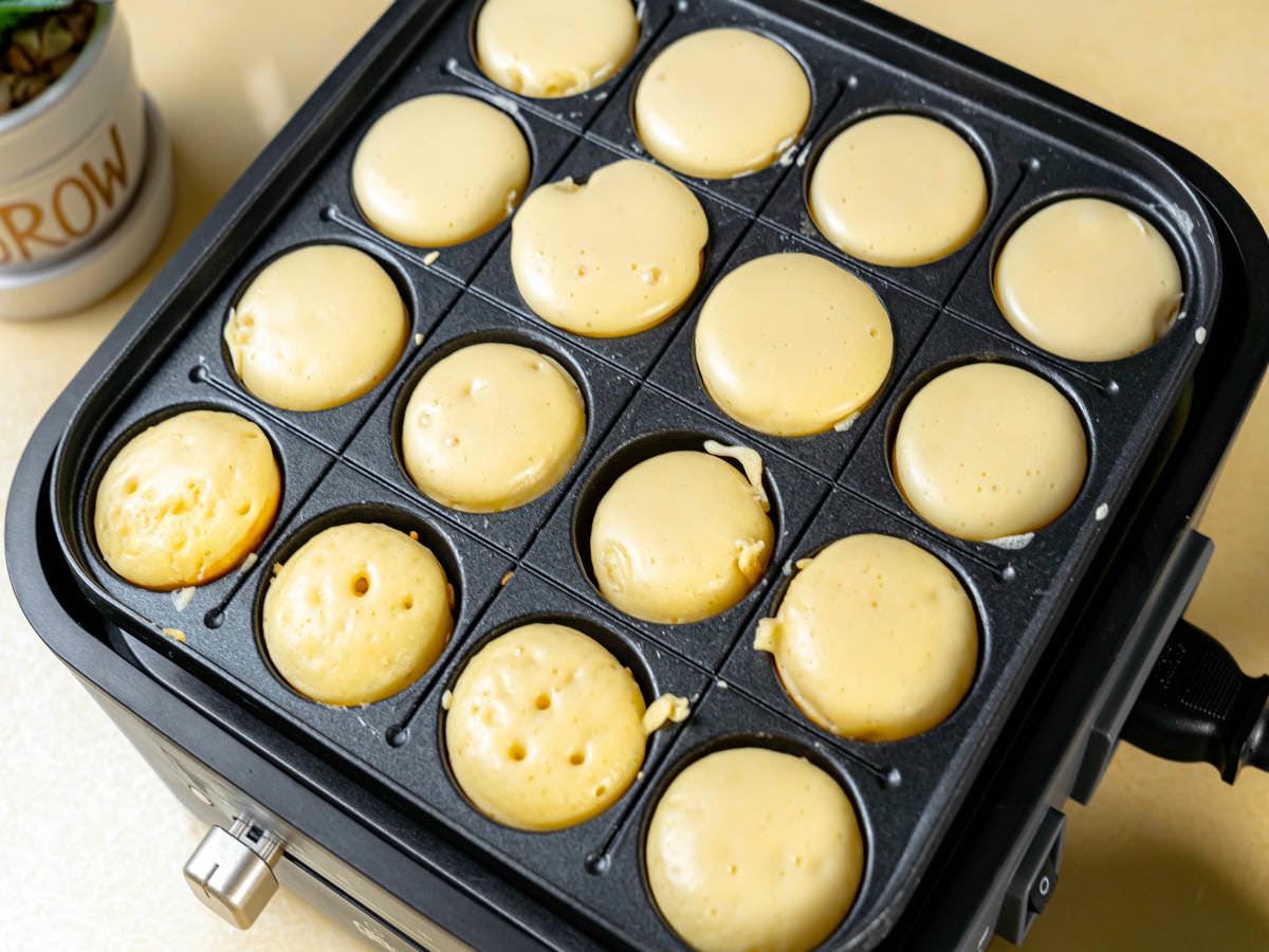 檸檬糖霜鬆餅球食譜│親子DIY食譜！假日在家不無聊，簡單的章魚燒烤盤變化創意甜點食譜，成功率超高