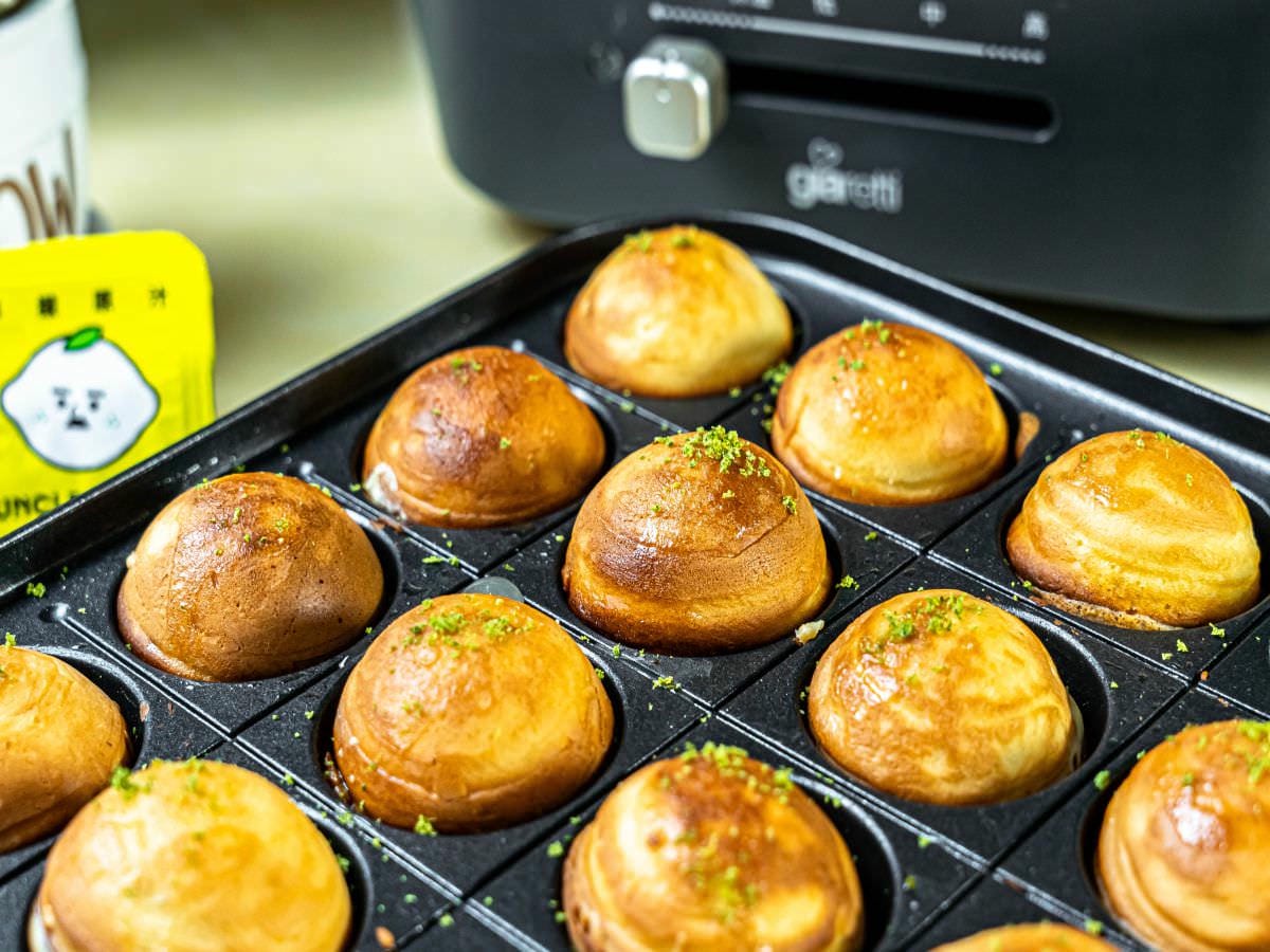 檸檬糖霜鬆餅球食譜│親子DIY食譜！假日在家不無聊，簡單的章魚燒烤盤變化創意甜點食譜，成功率超高