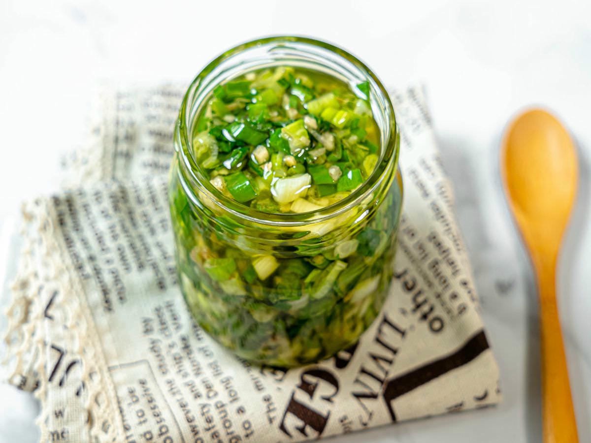 舒肥蔥油雞腿食譜│經典台菜料理好簡單，在家輕鬆做，0廚藝也能輕鬆完成，冷熱皆宜，又香又涮嘴！