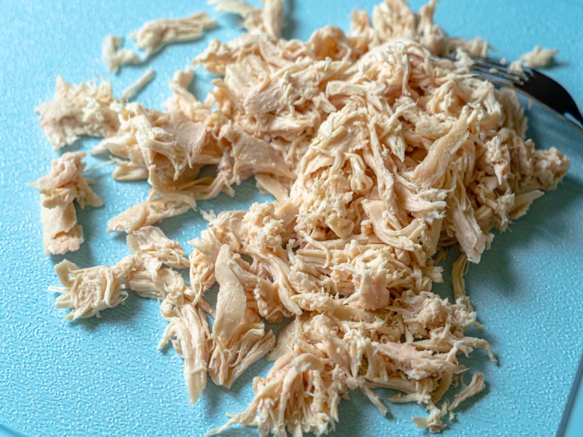 舒肥涼拌雞絲食譜│無油煙!超簡單好上手的冰箱常備菜,低脂、高蛋白,增肌減脂好選擇! - 第7張圖 舒肥涼拌雞絲食譜│無油煙!超簡單好上手的冰箱常備菜,低脂、高蛋白,增肌減脂好選擇!