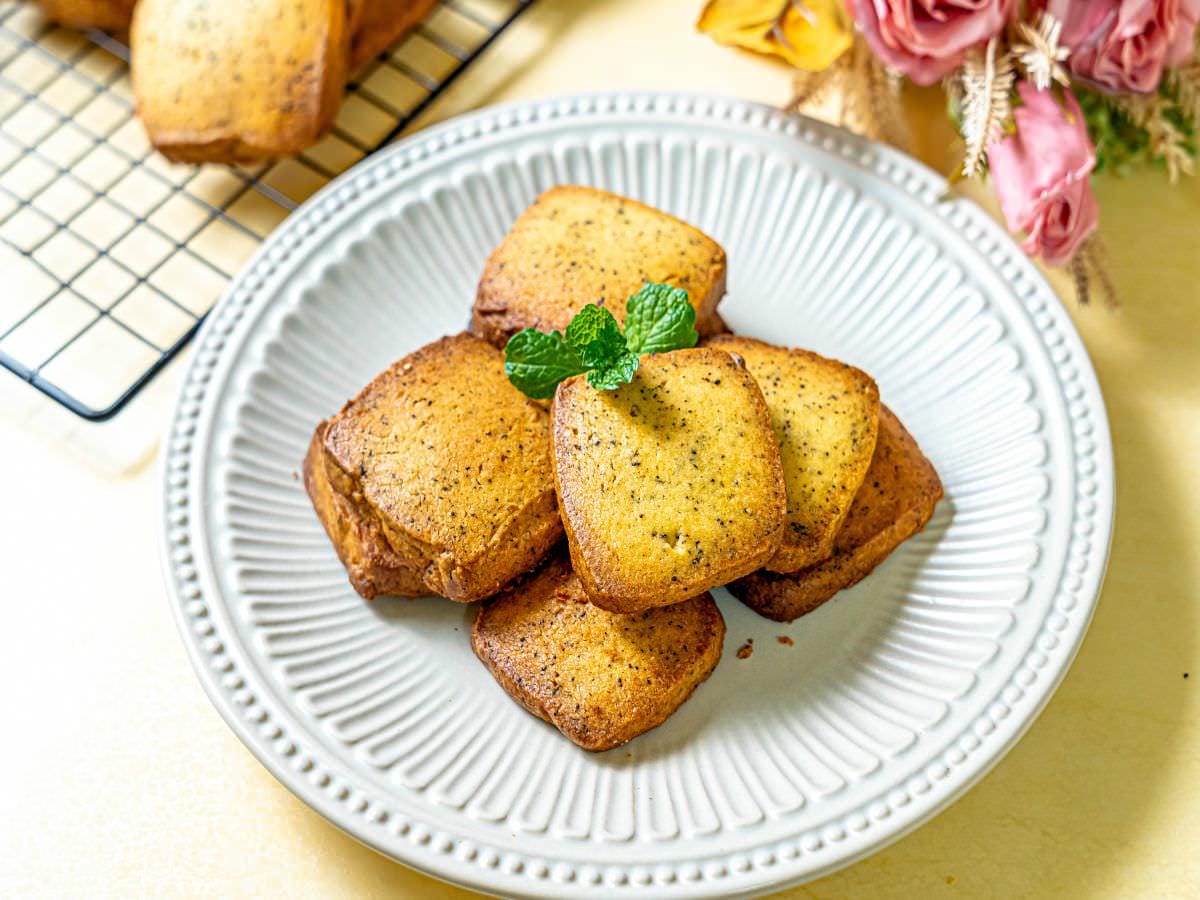 伯爵紅茶餅干食譜│自製手工伯爵紅茶餅干好簡單!酥脆可口,茶香濃郁,讓人忍不住一口接著一口~~ - 第12張圖 伯爵紅茶餅干食譜│自製手工伯爵紅茶餅干好簡單!酥脆可口,茶香濃郁,讓人忍不住一口接著一口~~