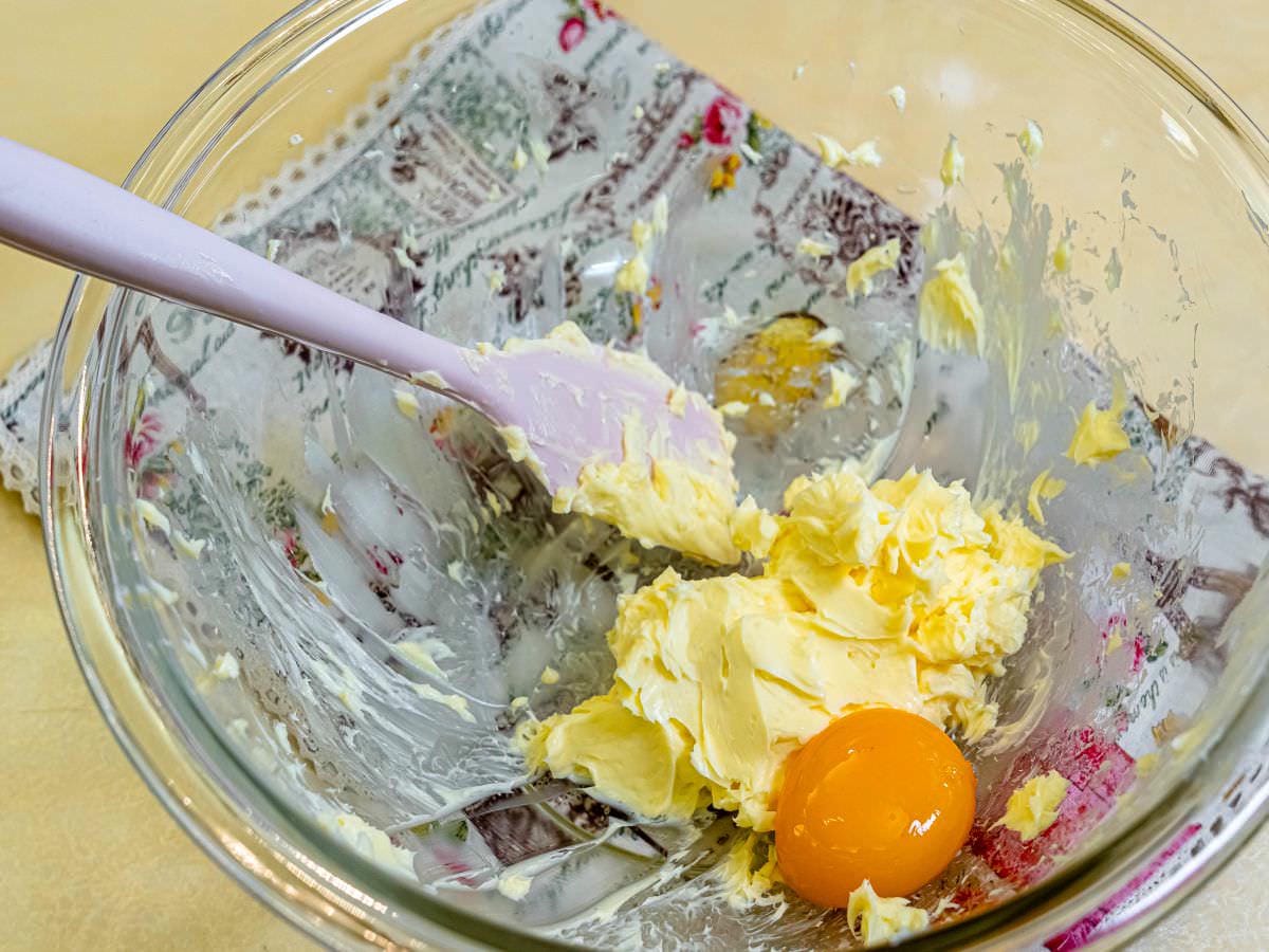 伯爵紅茶餅干食譜│自製手工伯爵紅茶餅干好簡單!酥脆可口,茶香濃郁,讓人忍不住一口接著一口~~ - 第4張圖 伯爵紅茶餅干食譜│自製手工伯爵紅茶餅干好簡單!酥脆可口,茶香濃郁,讓人忍不住一口接著一口~~