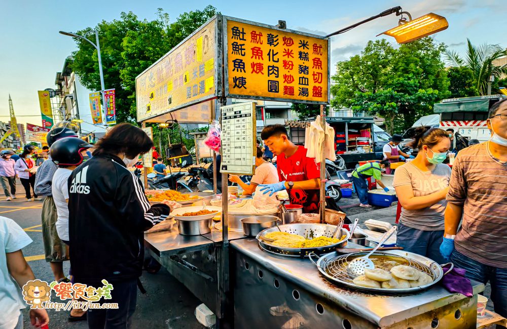 仁武夜市│高雄在地人氣夜市！週二、週五限定，沒有觀光包裝，只有真實熱鬧，最接地氣的夜晚風景