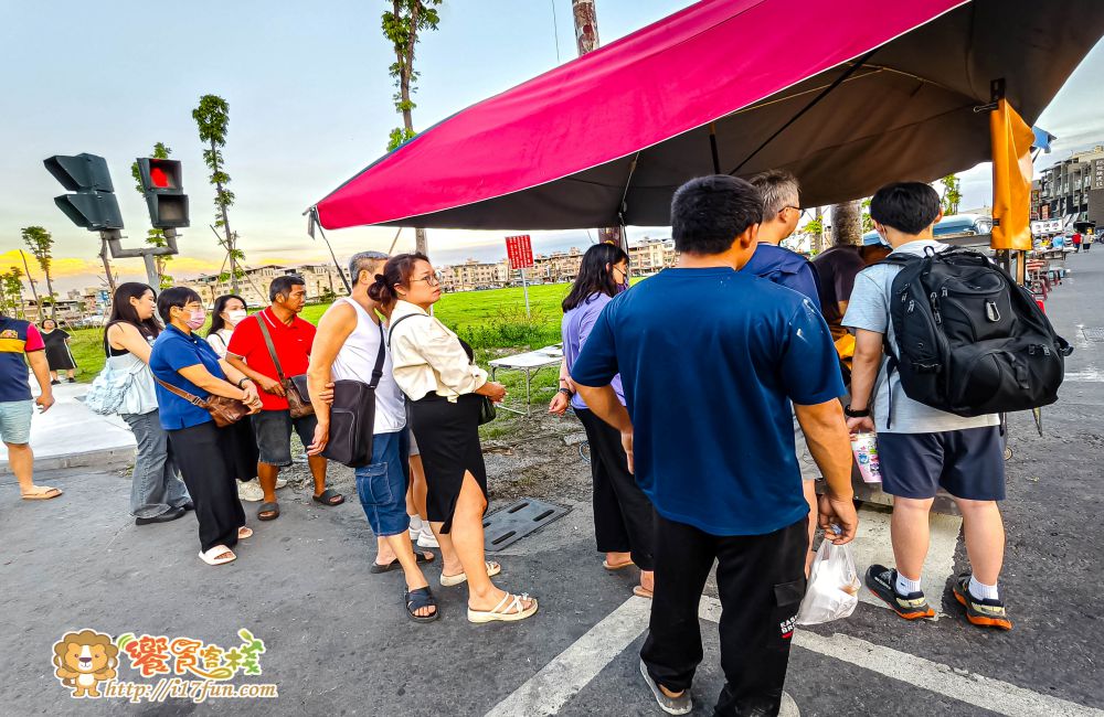 仁武夜市│高雄在地人氣夜市！週二、週五限定，沒有觀光包裝，只有真實熱鬧，最接地氣的夜晚風景