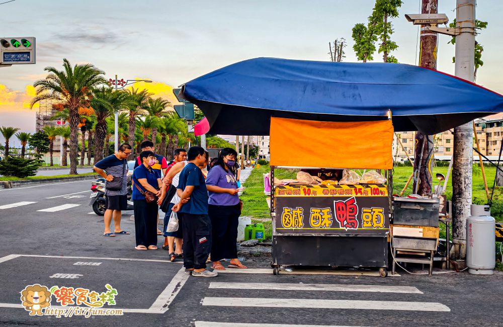 仁武夜市│高雄在地人氣夜市！週二、週五限定，沒有觀光包裝，只有真實熱鬧，最接地氣的夜晚風景