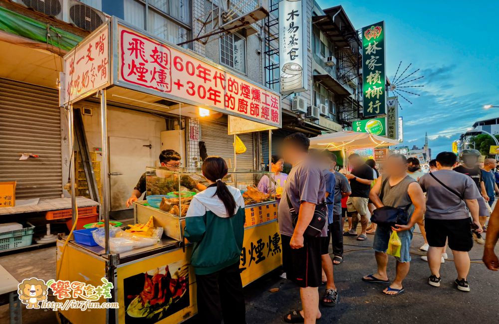 仁武夜市│高雄在地人氣夜市！週二、週五限定，沒有觀光包裝，只有真實熱鬧，最接地氣的夜晚風景