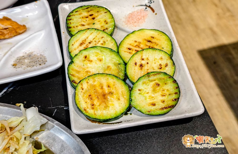 榮佑鐵板燒│高雄鐵板燒推薦！低調卻超熱門，平價CP值高天天客滿，加價升級全餐更划算