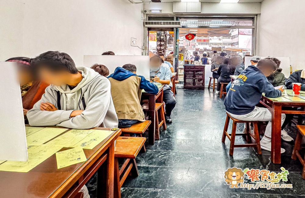 正宗鴨肉飯│高雄必吃人氣小吃！連米其林必比登都推薦，從主食到小菜，樣樣都美味~