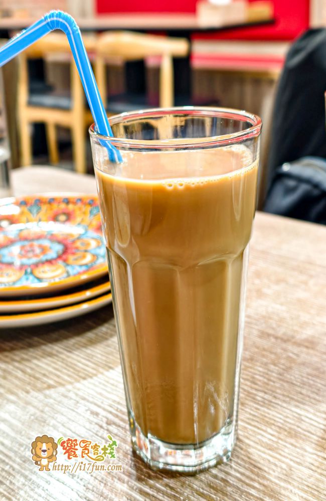 曼納印度餐廳│高雄隱藏版印度料理！主廚是印度人，多種道地印度風味餐點，多元咖哩、烤餅與素食選擇一次滿足