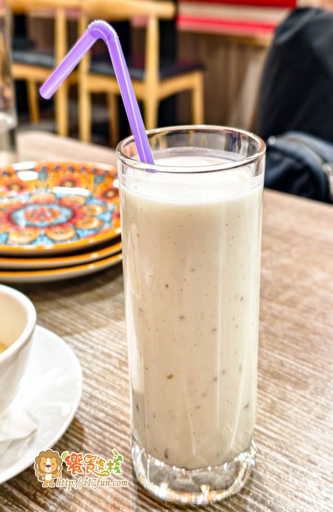 曼納印度餐廳│高雄隱藏版印度料理！主廚是印度人，多種道地印度風味餐點，多元咖哩、烤餅與素食選擇一次滿足