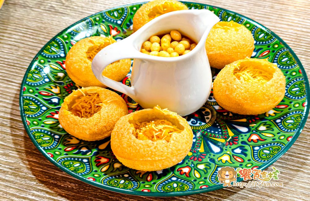 曼納印度餐廳│高雄隱藏版印度料理！主廚是印度人，多種道地印度風味餐點，多元咖哩、烤餅與素食選擇一次滿足