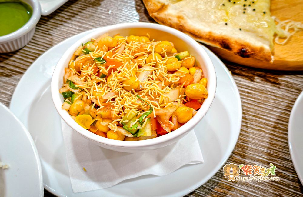 曼納印度餐廳│高雄隱藏版印度料理！主廚是印度人，多種道地印度風味餐點，多元咖哩、烤餅與素食選擇一次滿足