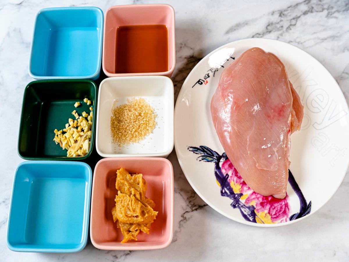 舒肥味噌雞胸食譜│超簡單，無難度的低卡、低脂、低熱量、高蛋白的舒肥雞胸肉，軟嫩不柴口