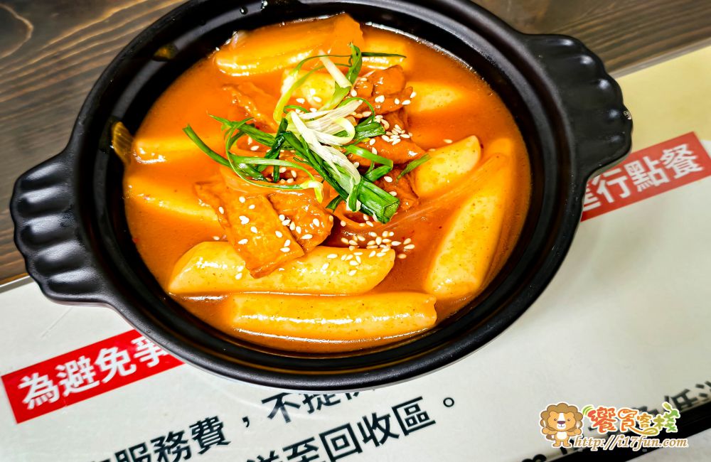 小月 釜山豬肉湯飯專賣店│高雄少見釜山風味!豬骨湯熬八小時,清爽不膩!每一口都能品味到濃郁甘甜的原汁原味 - 第18張圖 小月 釜山豬肉湯飯專賣店│高雄少見釜山風味!豬骨湯熬八小時,清爽不膩!每一口都能品味到濃郁甘甜的原汁原味