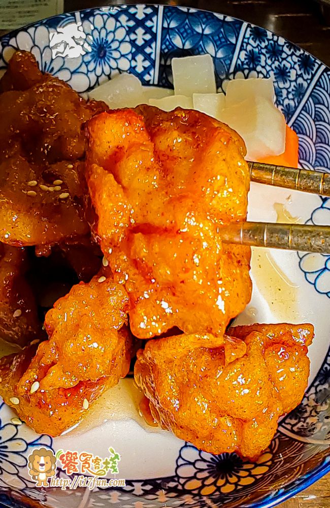 大叔豬肉湯飯│高雄韓式料理推薦！釜山大叔開的豬肉湯飯店，不用飛韓國也能吃到道地釜山味，湯頭濃郁暖胃又平價