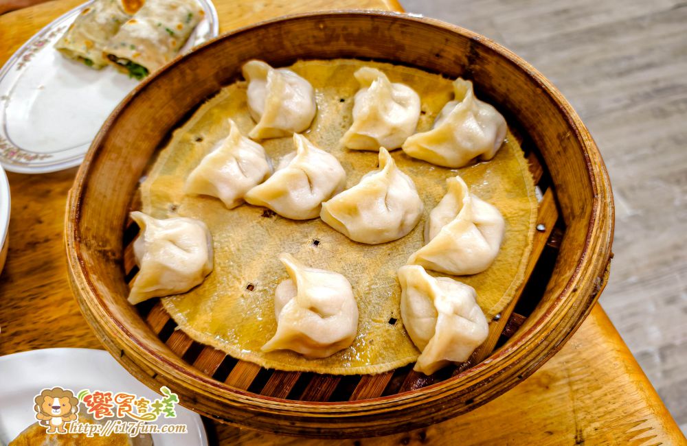 榮園餡餅粥│高雄近40年老店!眷村風味北方麵食從餡餅、蒸餃、烙餅到捲餅一次滿足的經典老味道 - 第14張圖 榮園餡餅粥│高雄近40年老店!眷村風味北方麵食從餡餅、蒸餃、烙餅到捲餅一次滿足的經典老味道