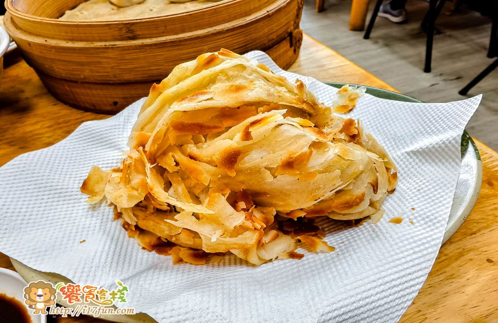 榮園餡餅粥│高雄近40年老店!眷村風味北方麵食從餡餅、蒸餃、烙餅到捲餅一次滿足的經典老味道 - 第19張圖 榮園餡餅粥│高雄近40年老店!眷村風味北方麵食從餡餅、蒸餃、烙餅到捲餅一次滿足的經典老味道