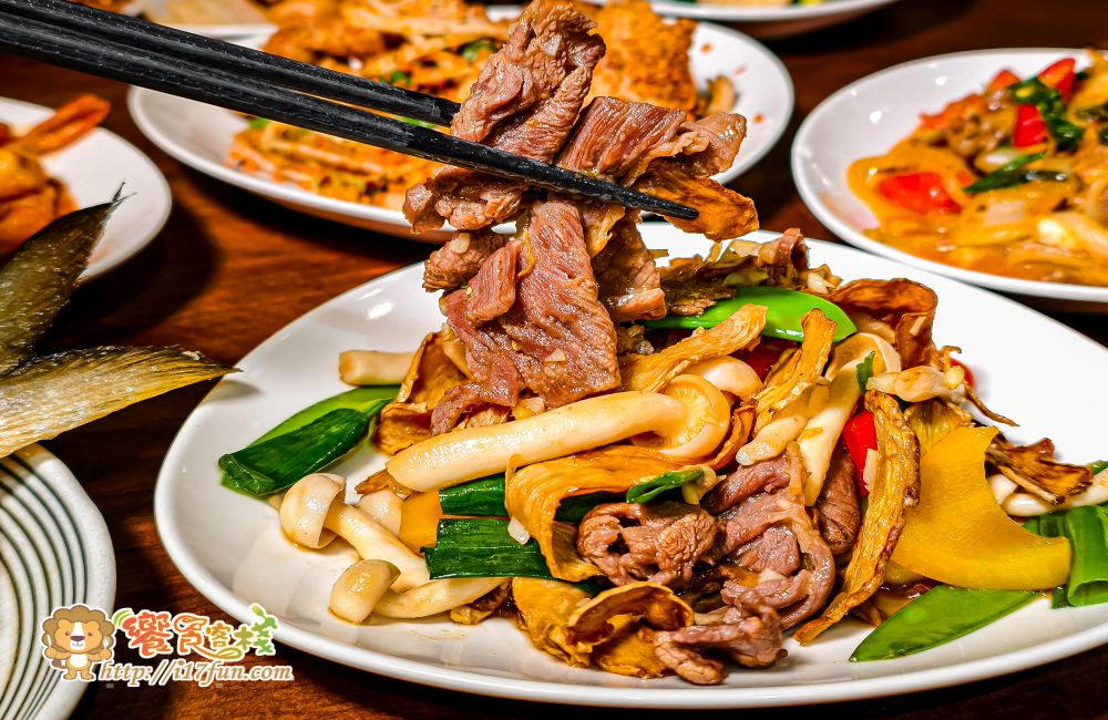 大大廚房│高雄聚餐好選擇!百道料理自由選擇,從家常菜、熱炒、異國風味應有盡有,搭配不定期駐唱音樂更添用餐氛圍 - 第32張圖 大大廚房│高雄聚餐好選擇!百道料理自由選擇,從家常菜、熱炒、異國風味應有盡有,搭配不定期駐唱音樂更添用餐氛圍