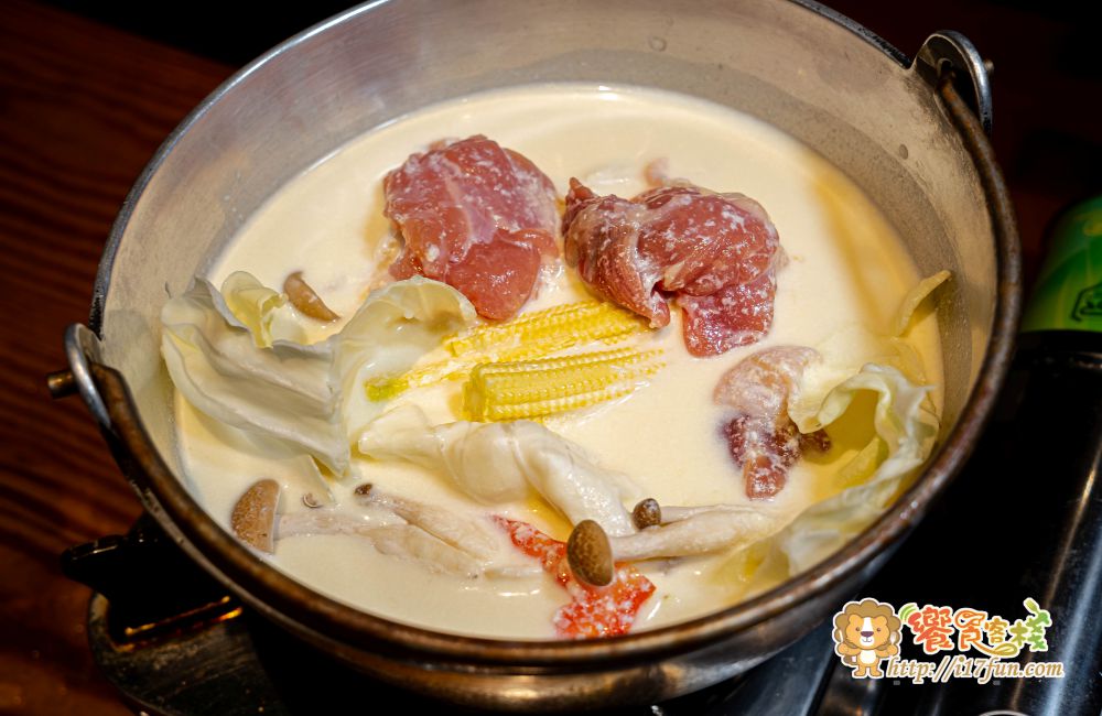 喜憨兒創作料理│高雄吃到飽推薦！近80道日式料理現點現做，握壽司、生魚片、烤物炸物到甜點無限享用，高CP值聚餐首選