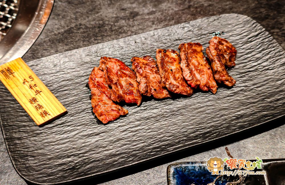 禪燒肉│高雄燒肉推薦！六千萬打造江浙四合院風格燒肉殿堂，結合無煙炭火與日本F1國產牛及海鮮料理，打造高雄最具視覺震撼與儀式感的奢華燒肉