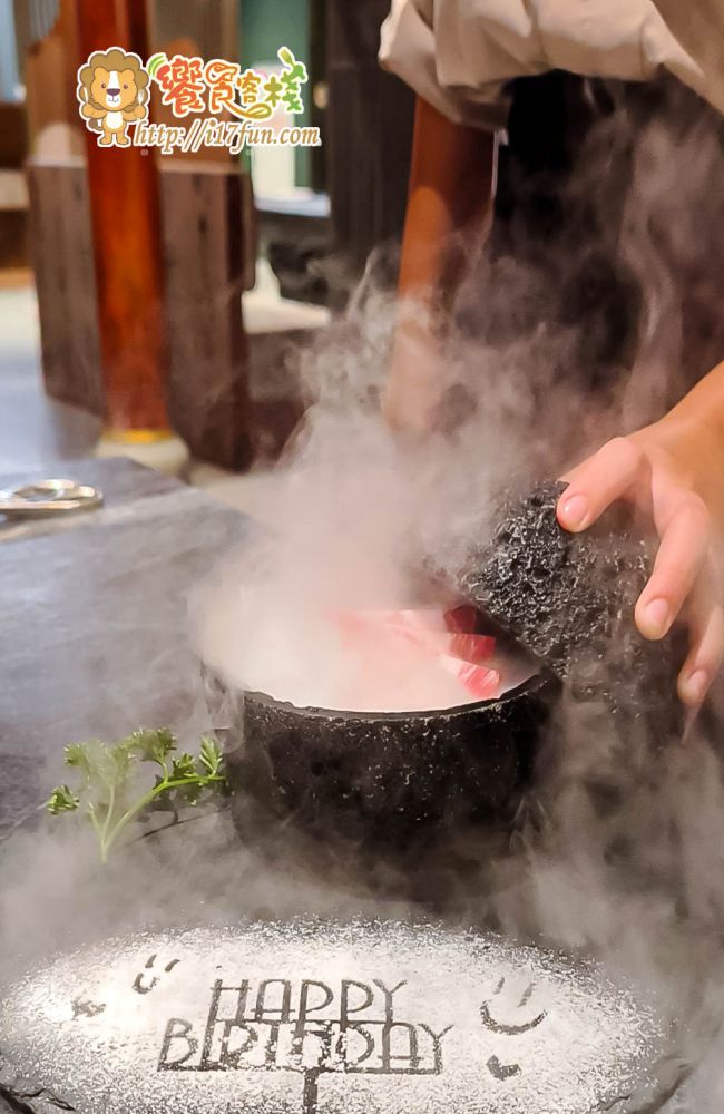 禪燒肉│高雄燒肉推薦！六千萬打造江浙四合院風格燒肉殿堂，結合無煙炭火與日本F1國產牛及海鮮料理，打造高雄最具視覺震撼與儀式感的奢華燒肉