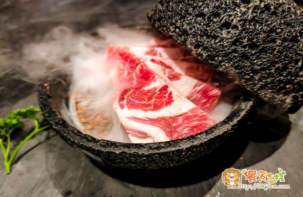 禪燒肉│高雄燒肉推薦！六千萬打造江浙四合院風格燒肉殿堂，結合無煙炭火與日本F1國產牛及海鮮料理，打造高雄最具視覺震撼與儀式感的奢華燒肉