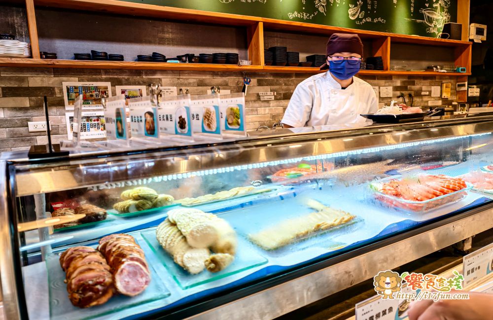 喜憨兒創作料理│高雄吃到飽推薦!近80道日式料理現點現做,握壽司、生魚片、烤物炸物到甜點無限享用,高CP值聚餐首選 - 第7張圖 喜憨兒創作料理│高雄吃到飽推薦!近80道日式料理現點現做,握壽司、生魚片、烤物炸物到甜點無限享用,高CP值聚餐首選
