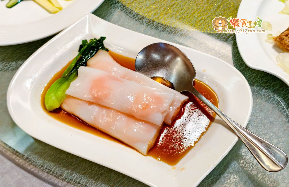 黎家粵菜港點餐廳│高雄粵菜港點餐廳推薦，結合經典港式飲茶與功夫粵菜料理，從片鴨四吃、手工燒賣到熱炒與甜品皆展現細緻火候與食材講究，是家庭聚餐與宴客的理想選擇