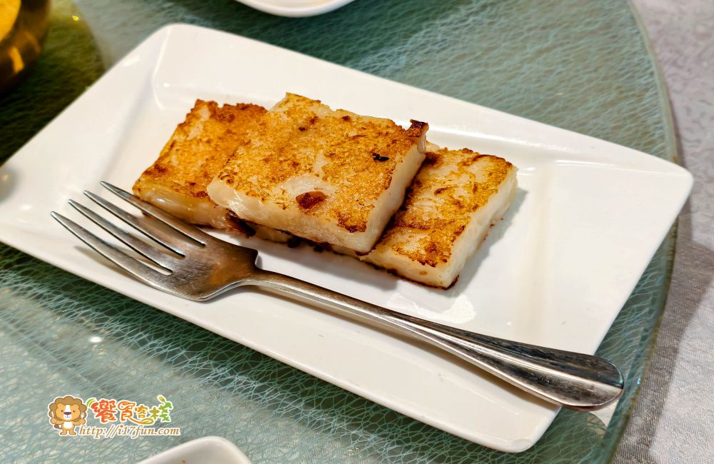 黎家粵菜港點餐廳│高雄粵菜港點餐廳推薦，結合經典港式飲茶與功夫粵菜料理，從片鴨四吃、手工燒賣到熱炒與甜品皆展現細緻火候與食材講究，是家庭聚餐與宴客的理想選擇