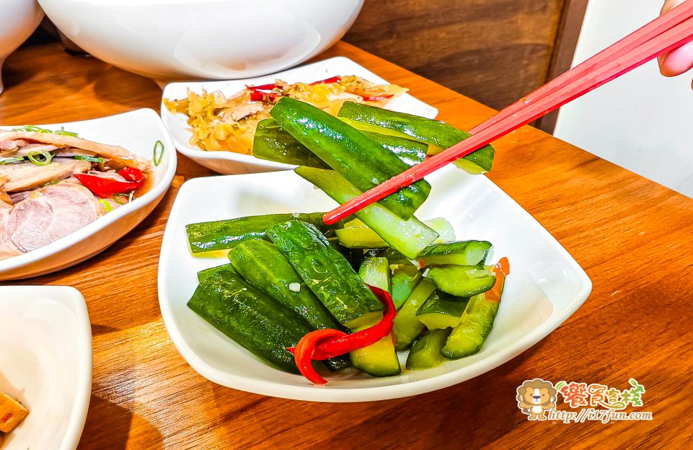 美貴麵店│高雄深夜食堂新選擇！藏身住宅區的文青復古麵館，用心食材打造與眾不同的古早味，讓人一吃成主顧~